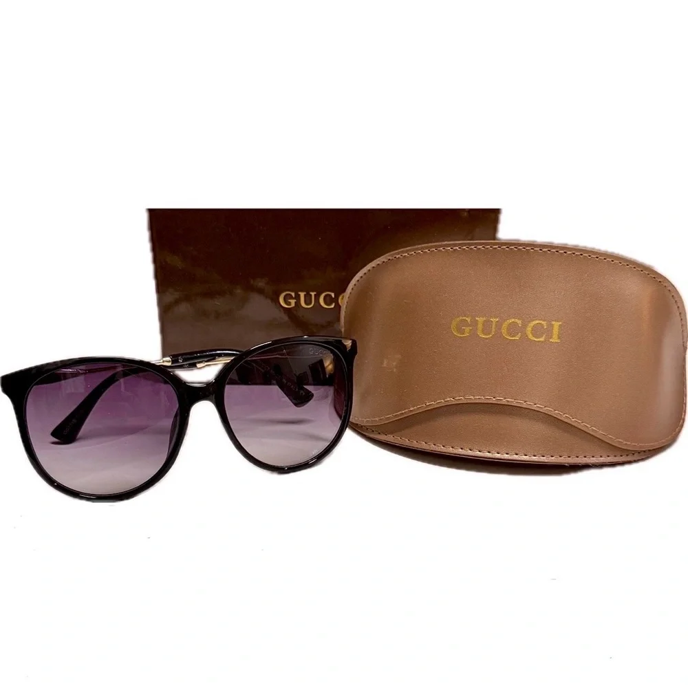 NWT Gucci Black & Lilac Sunglasses